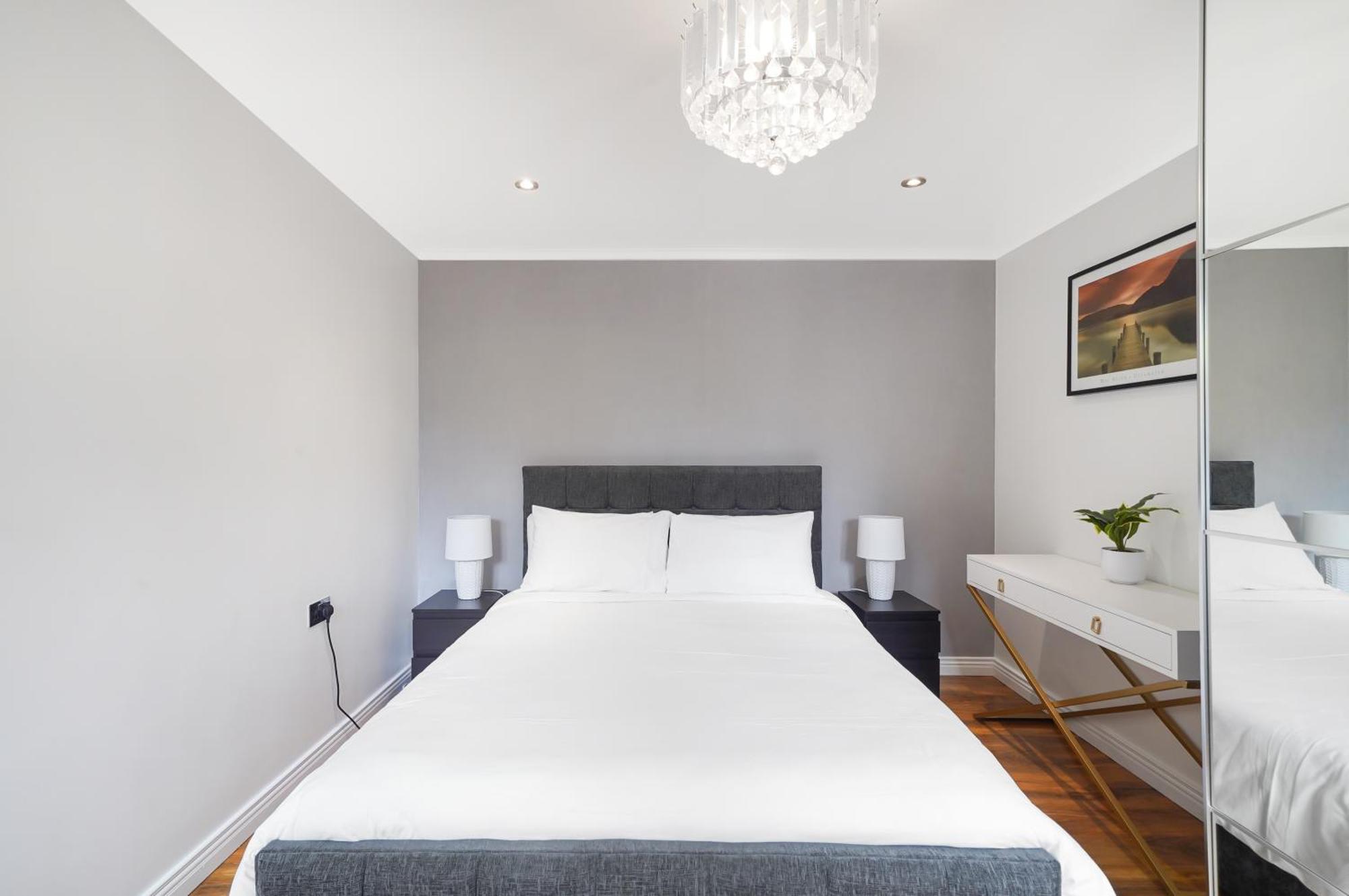 A Beautiful Stylish 2 Bedroom Apartment -City Of 伦敦 外观 照片